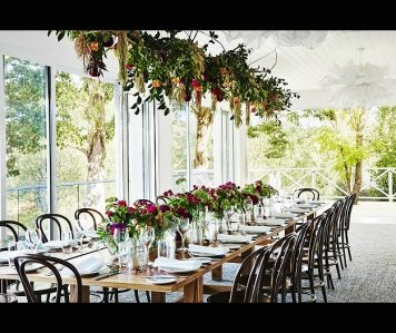 Lake House Hotel and Restaurant